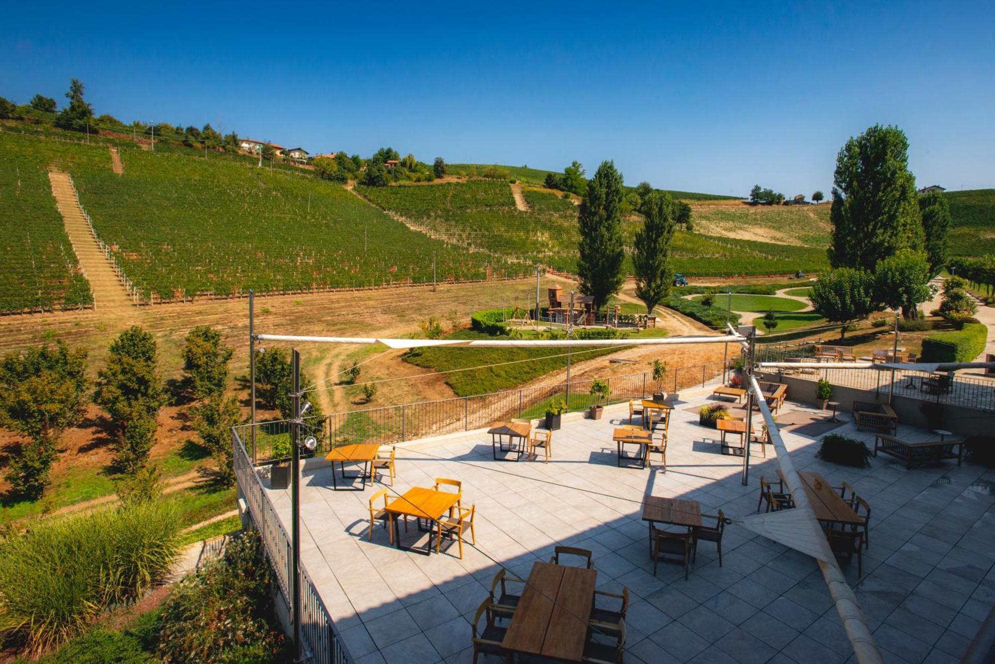Reva Resort Monforte dʼAlba Εξωτερικό φωτογραφία